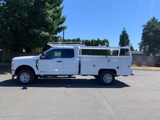 New 2026 Ford F350 XL w/ XL Chrome Package AWD/4WD image 2