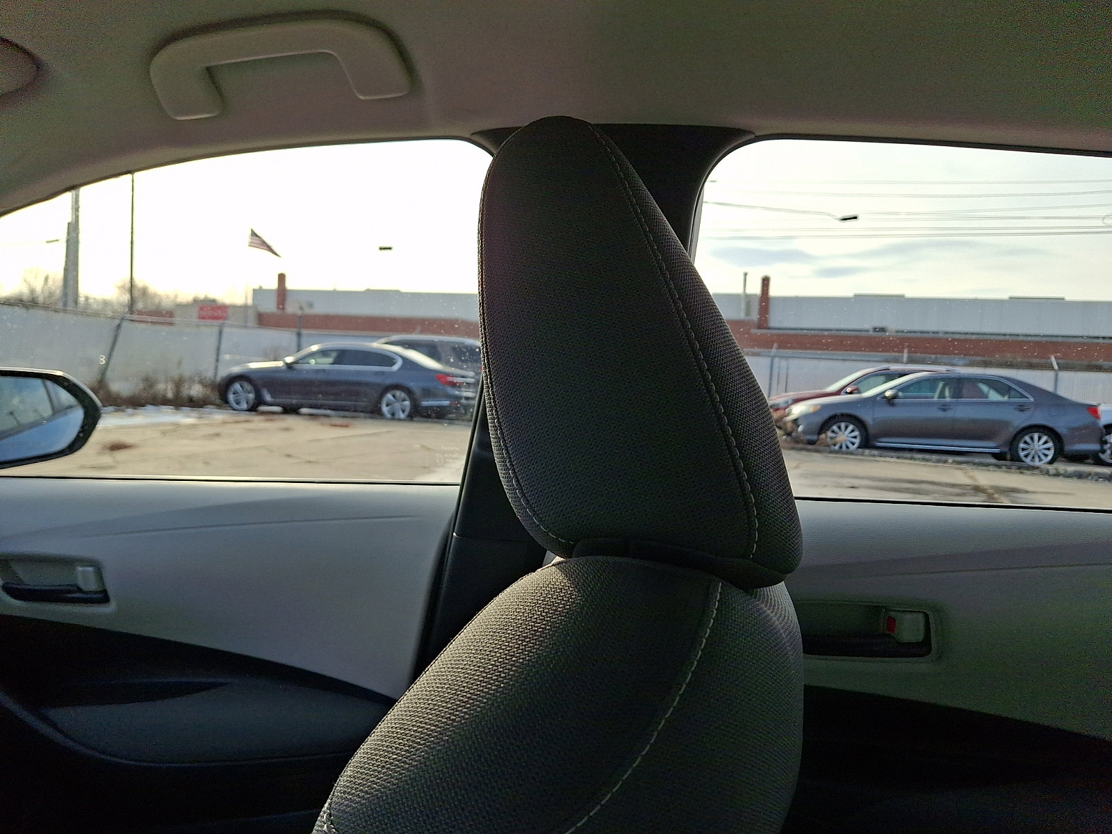 Used 2022 Toyota Corolla LE image 14