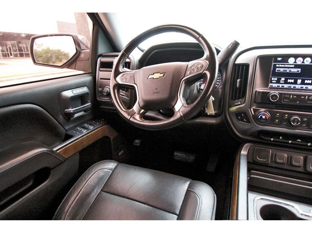 Used 2018 Chevrolet Silverado 1500 LTZ w/ Texas Edition RWD image 8