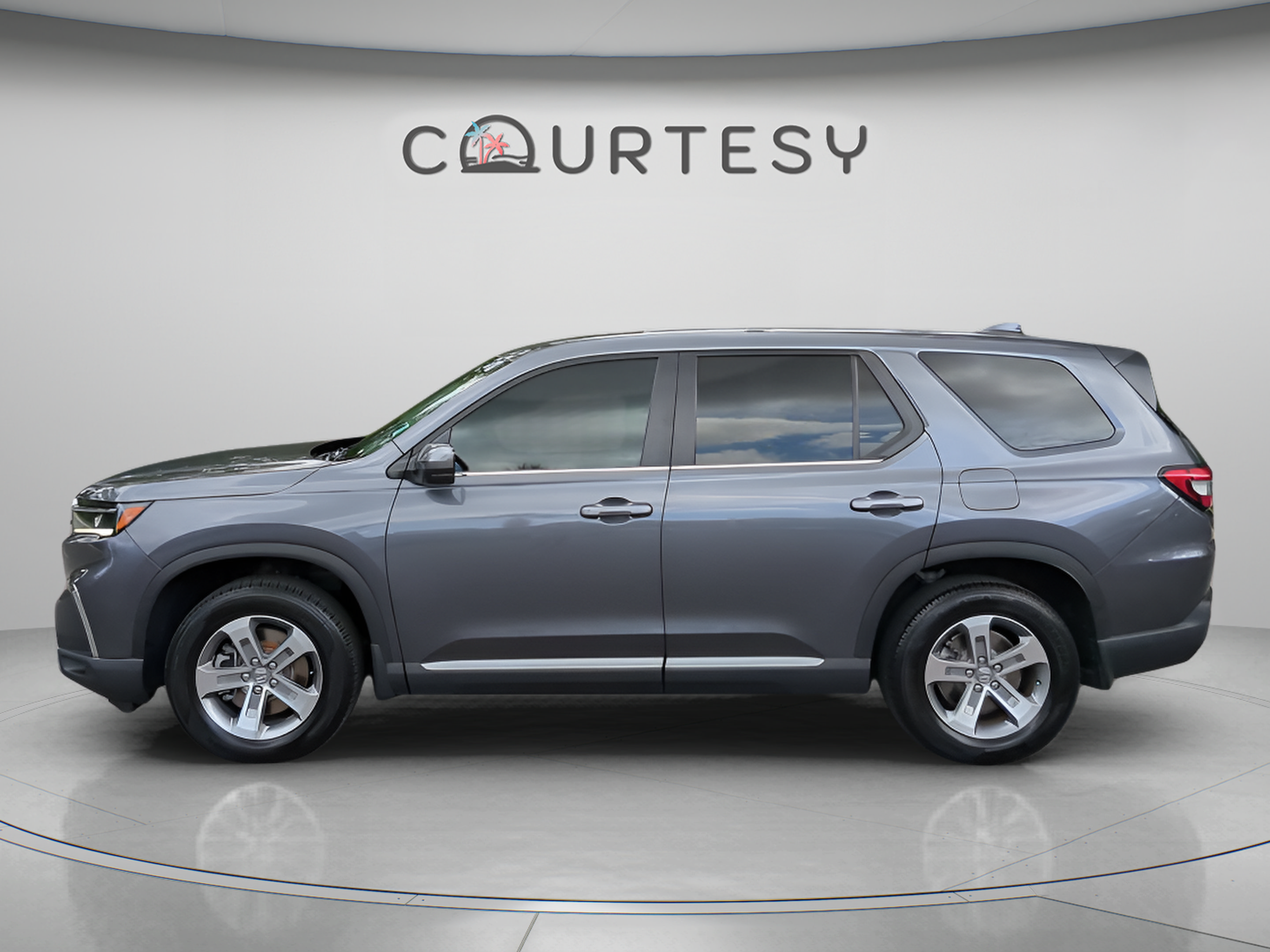 Certified 2025 Honda Pilot EX-L image 4
