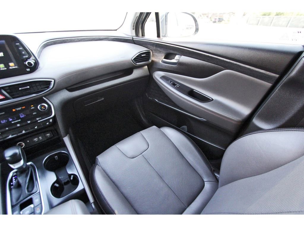Used 2019 Hyundai Santa Fe Ultimate image 8