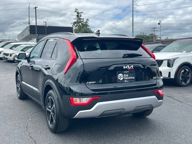 Certified 2026 Kia Niro EX FWD image 11