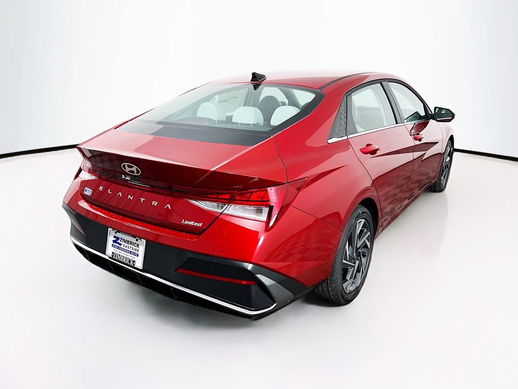 New 2025 Hyundai Elantra Limited image 7