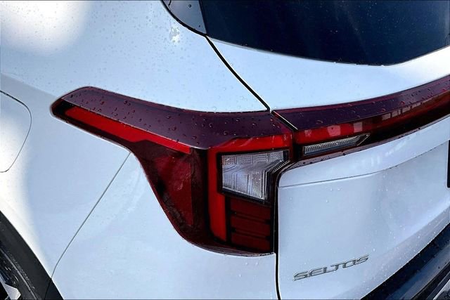 Certified 2026 Kia Seltos S image 28