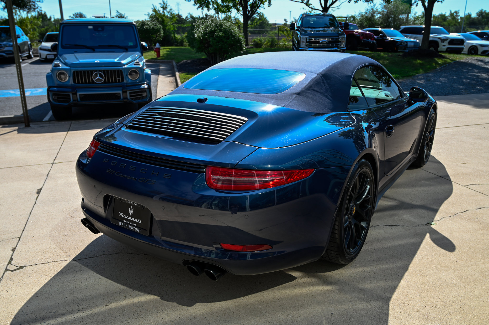 Used 2016 Porsche 911 Carrera GTS RWD image 5