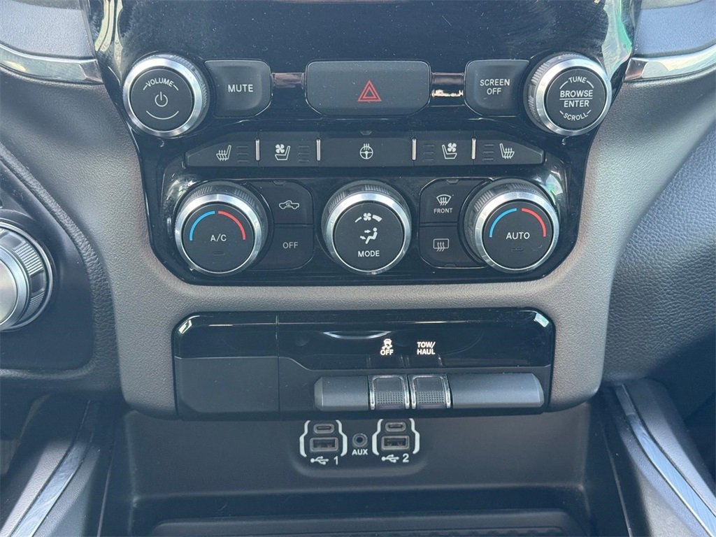 Used 2024 RAM 1500 Laramie image 16