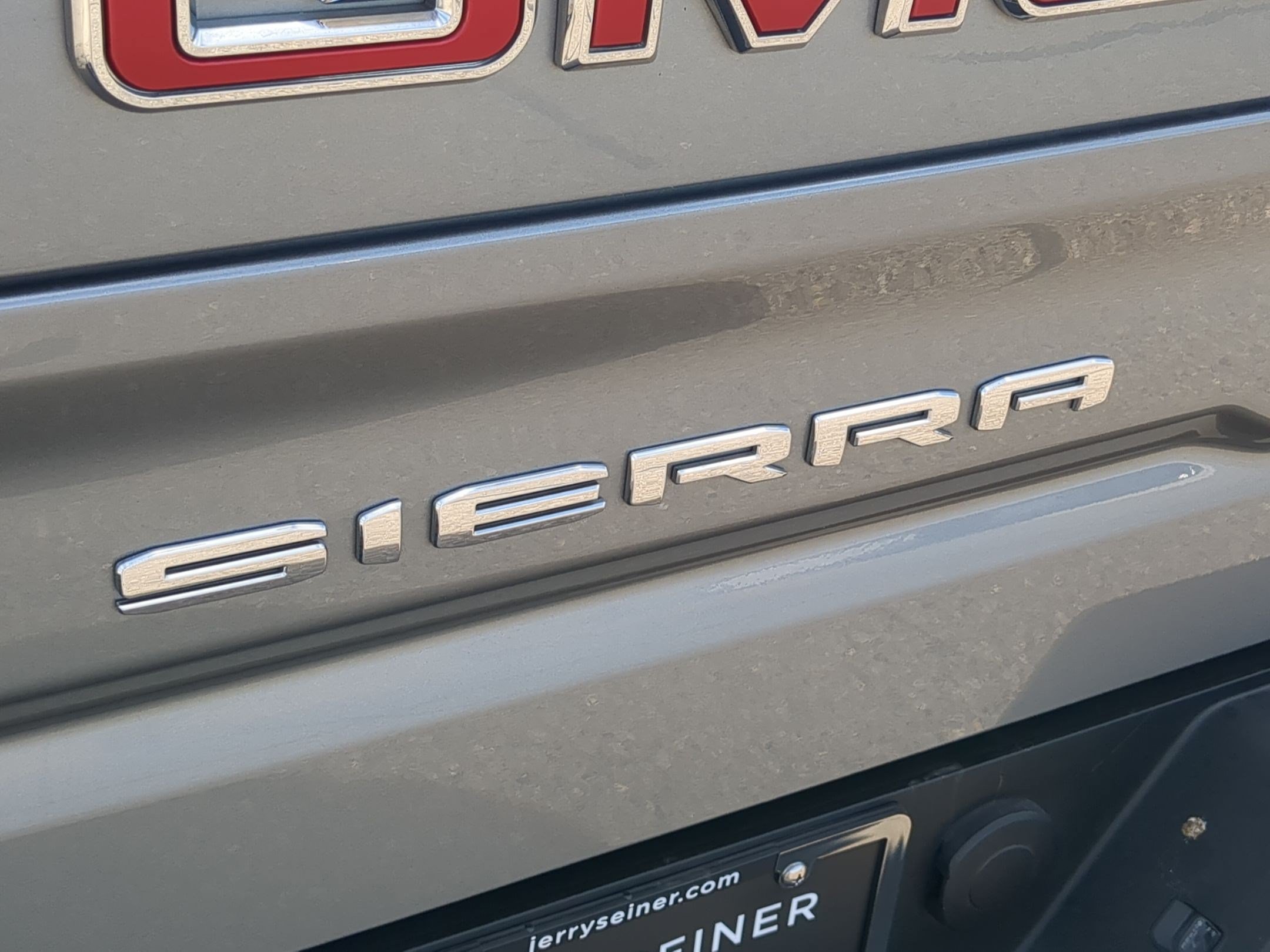 Used 2024 GMC Sierra 1500 AT4 w/ Technology Package AWD/4WD image 27