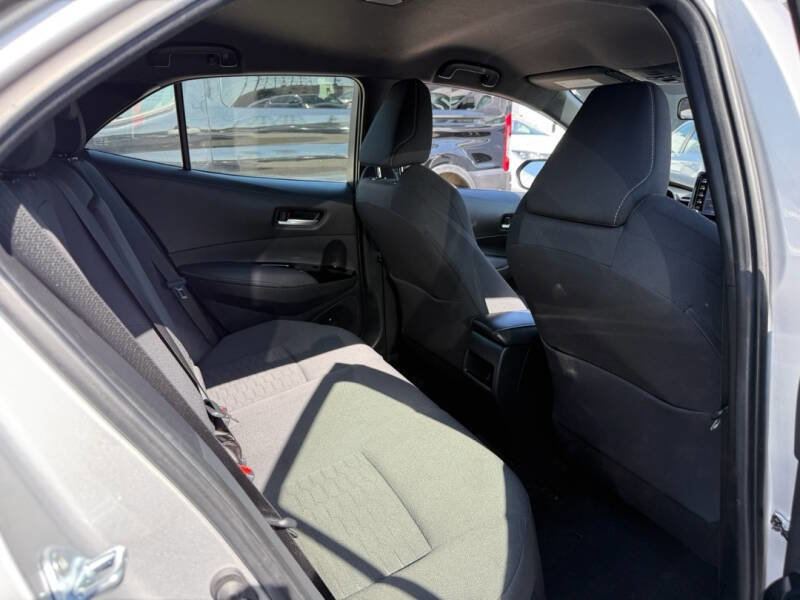 Used 2022 Toyota Corolla Hatchback image 11