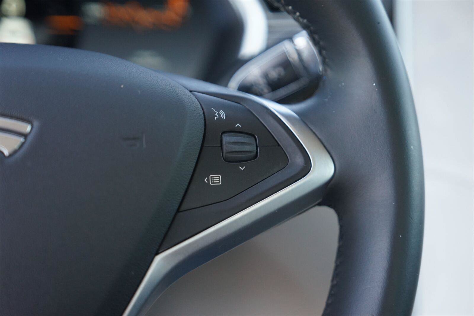 Used 2014 Tesla Model S RWD image 23