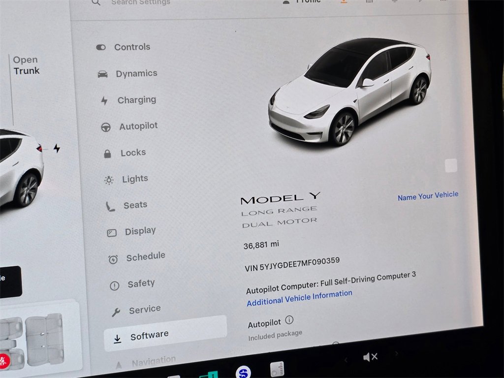 Used 2021 Tesla Model Y Long Range image 29