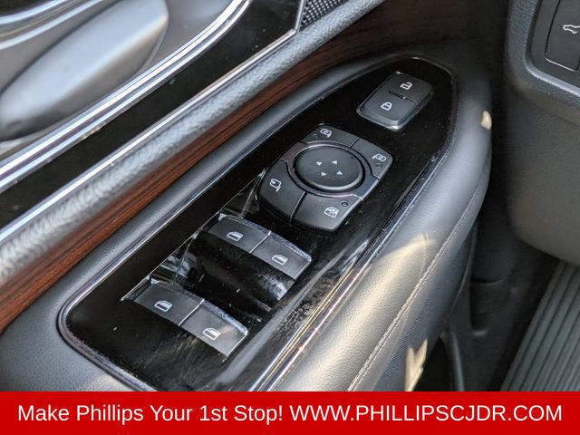 Used 2024 Lincoln Navigator Premiere AWD/4WD image 24