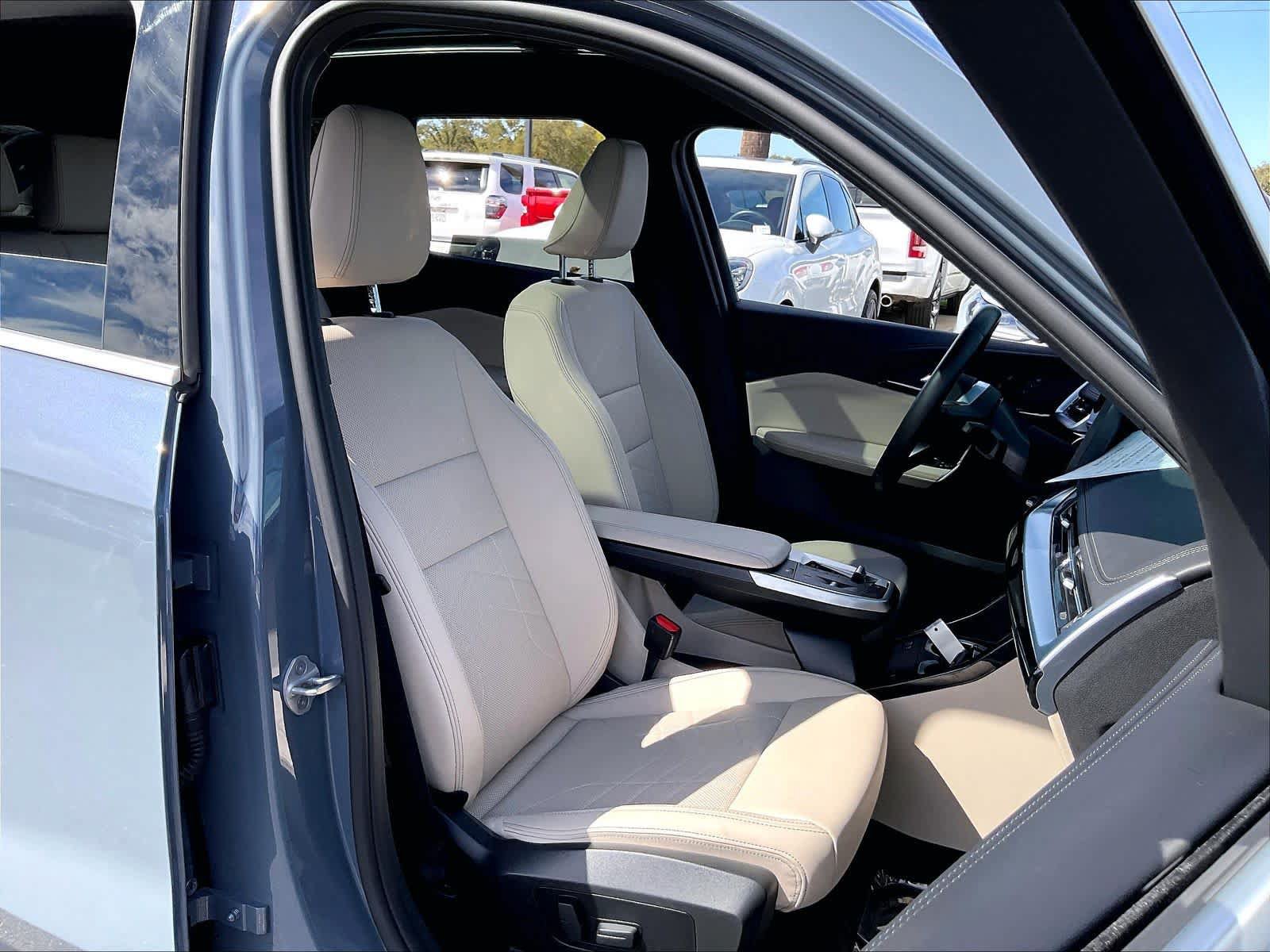 Used 2025 BMW X1 xDrive28i w/ Convenience Package AWD/4WD image 10