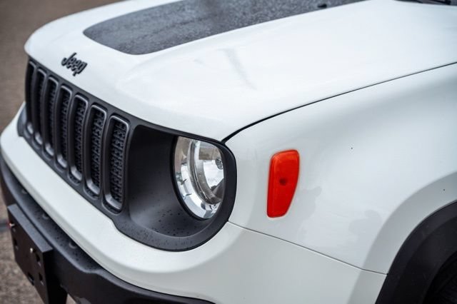 Used 2023 Jeep Renegade Trailhawk AWD/4WD image 14