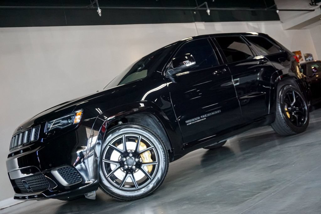 Used 2021 Jeep Grand Cherokee Trackhawk AWD/4WD image 96