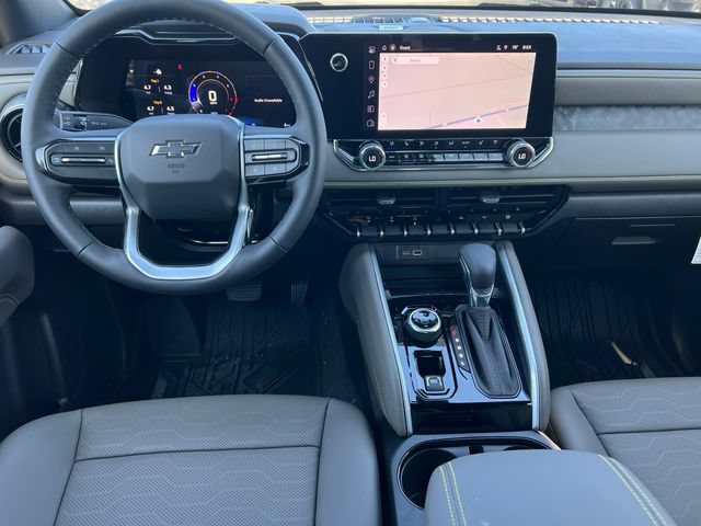 New 2026 Chevrolet Colorado ZR2 w/ Technology Package AWD/4WD image 3