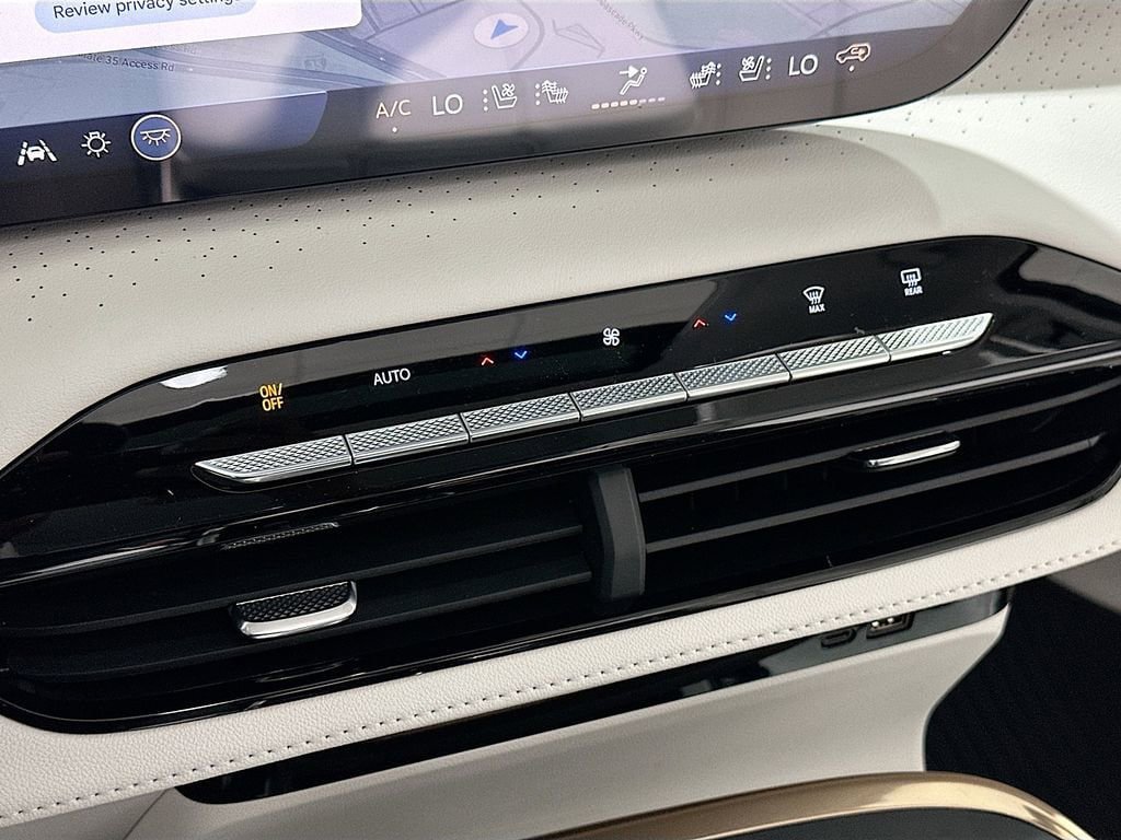 New 2026 Buick Enclave Avenir w/ Super Cruise Package AWD/4WD image 18