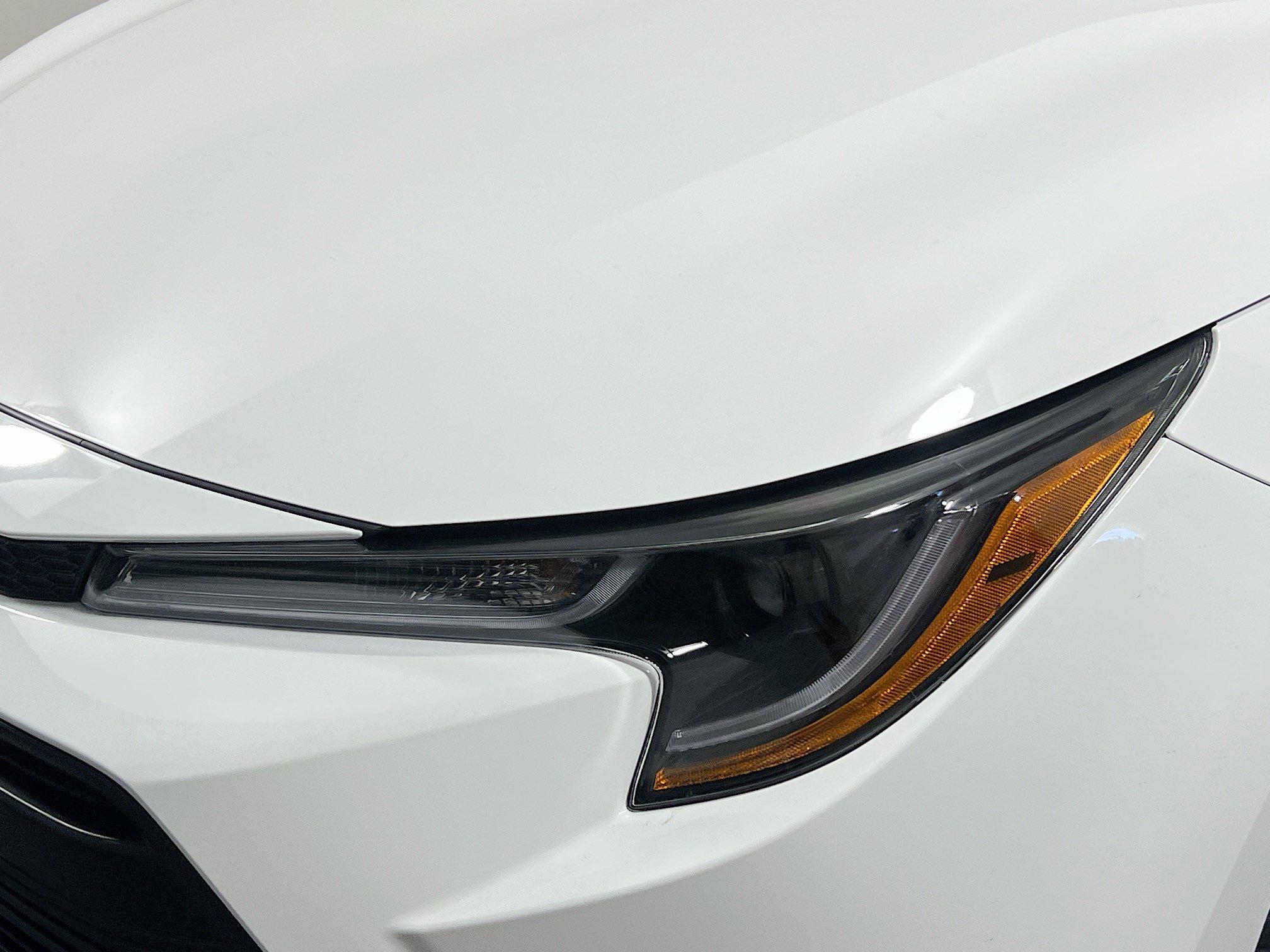 Used 2025 Toyota Corolla LE image 11