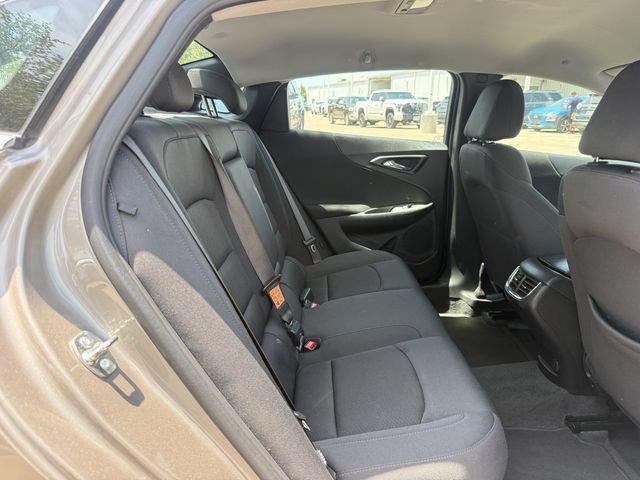 Used 2025 Chevrolet Malibu LT FWD image 31