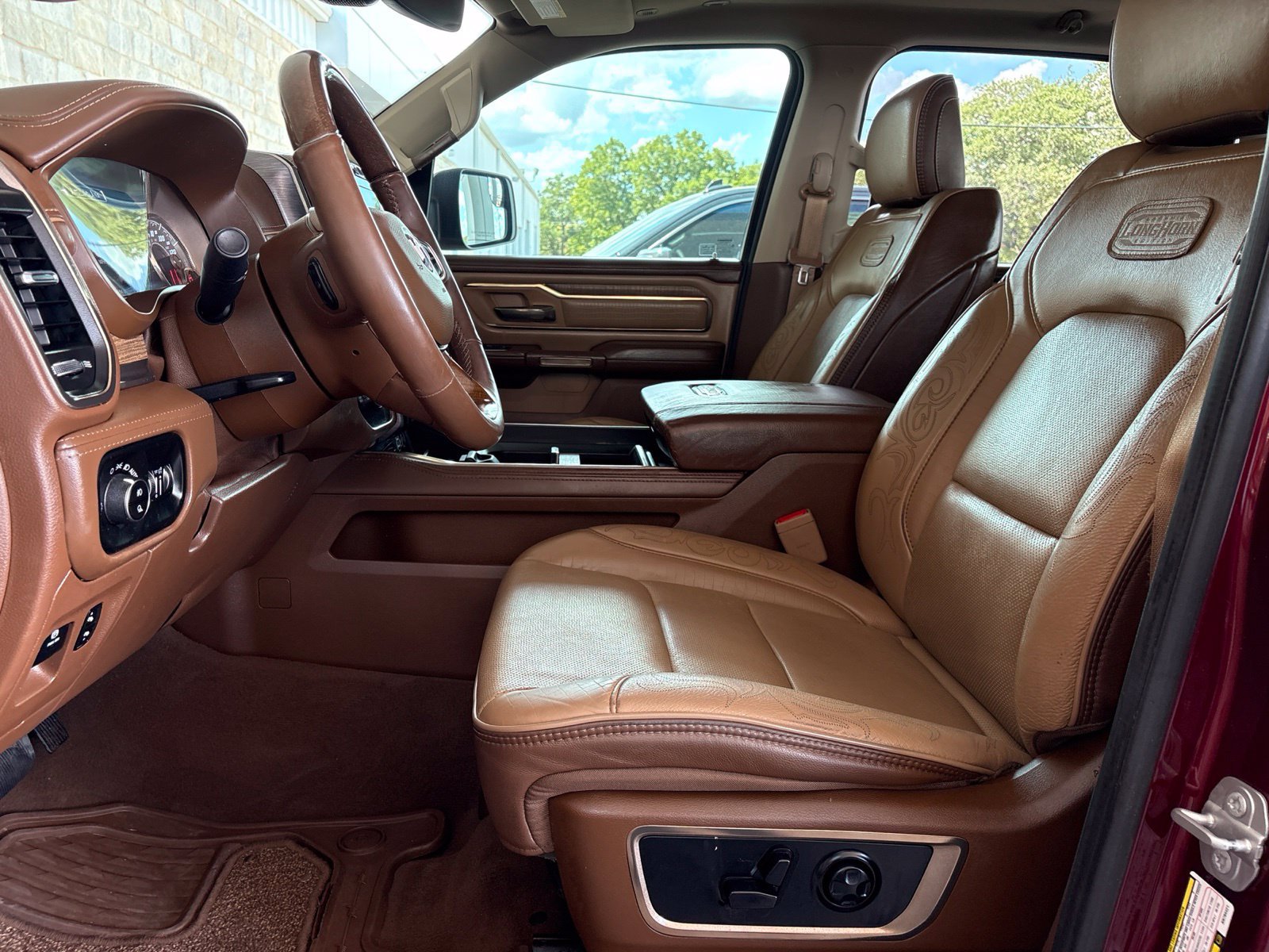 Used 2019 RAM 1500 Limited AWD/4WD image 17