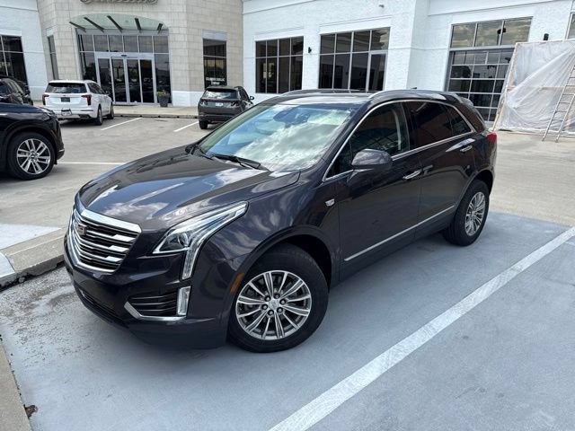 Used 2018 Cadillac XT5 Luxury w/ Driver Awareness Package AWD/4WD image 2