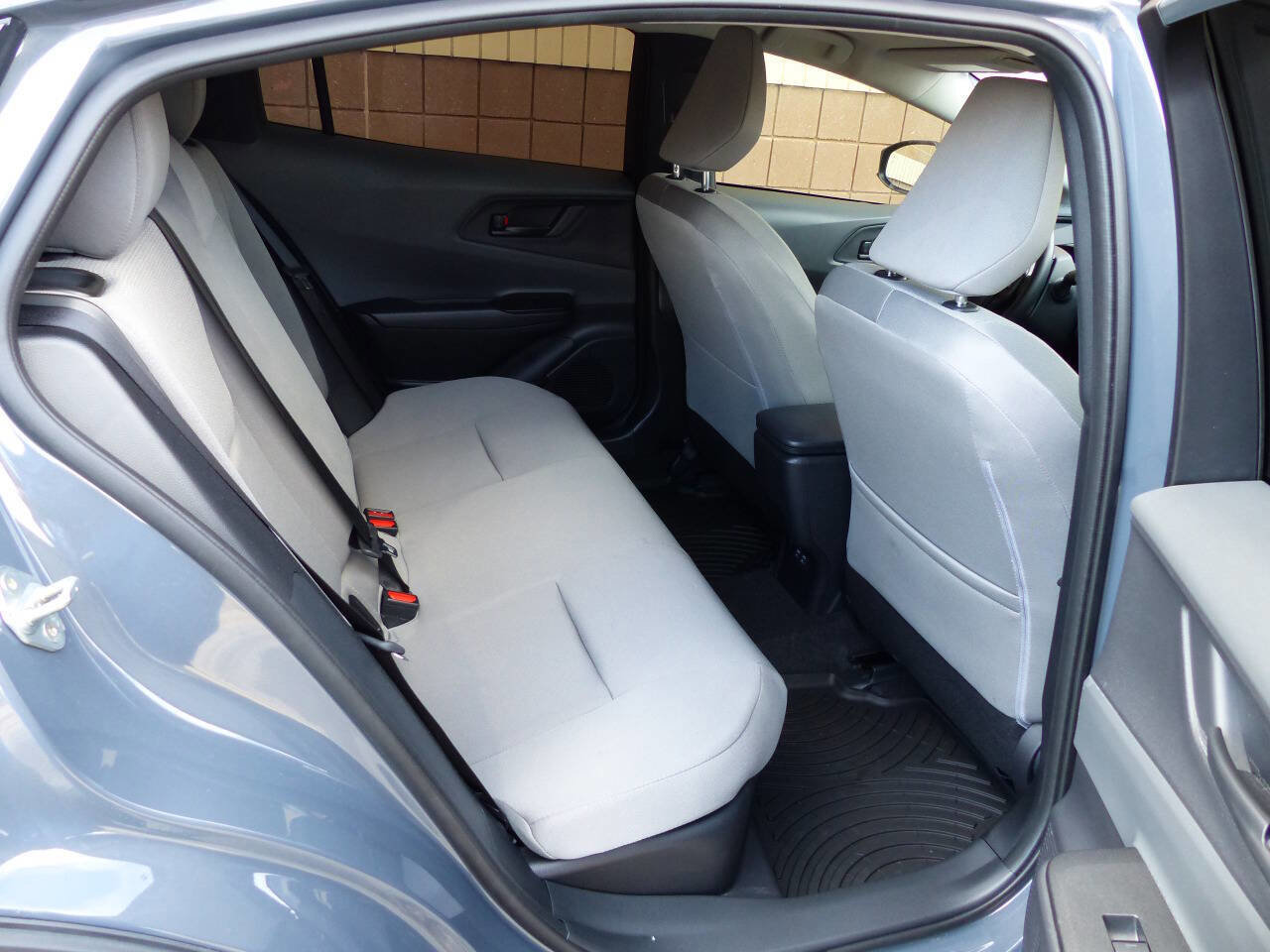 Used 2024 Toyota Prius LE image 27