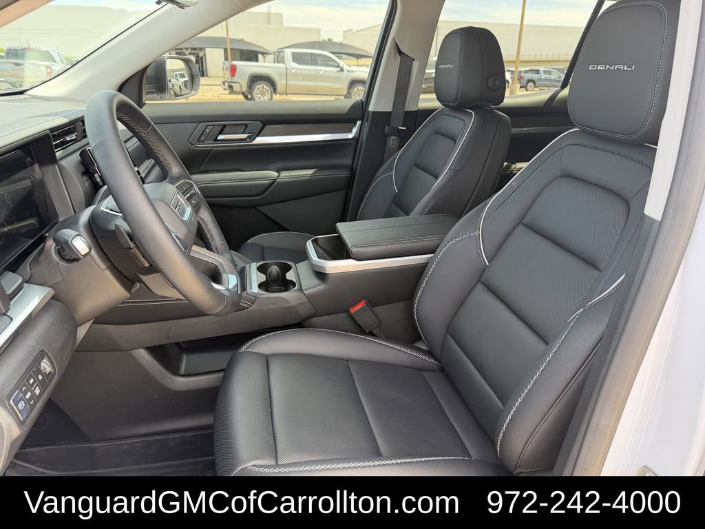 New 2026 GMC Terrain Denali w/ LPO, Floor Liner Package AWD/4WD image 24