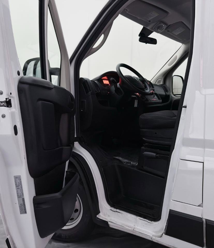 Used 2021 RAM ProMaster 2500 image 16