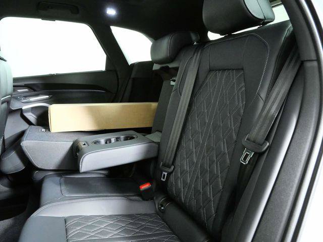 New 2025 Audi SQ5 Premium Plus image 16