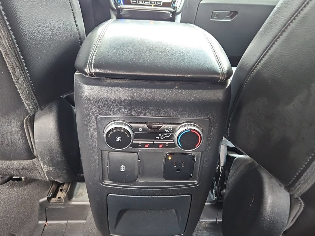 Used 2022 Ford Explorer Limited w/ Equipment Group 301A RWD image 31