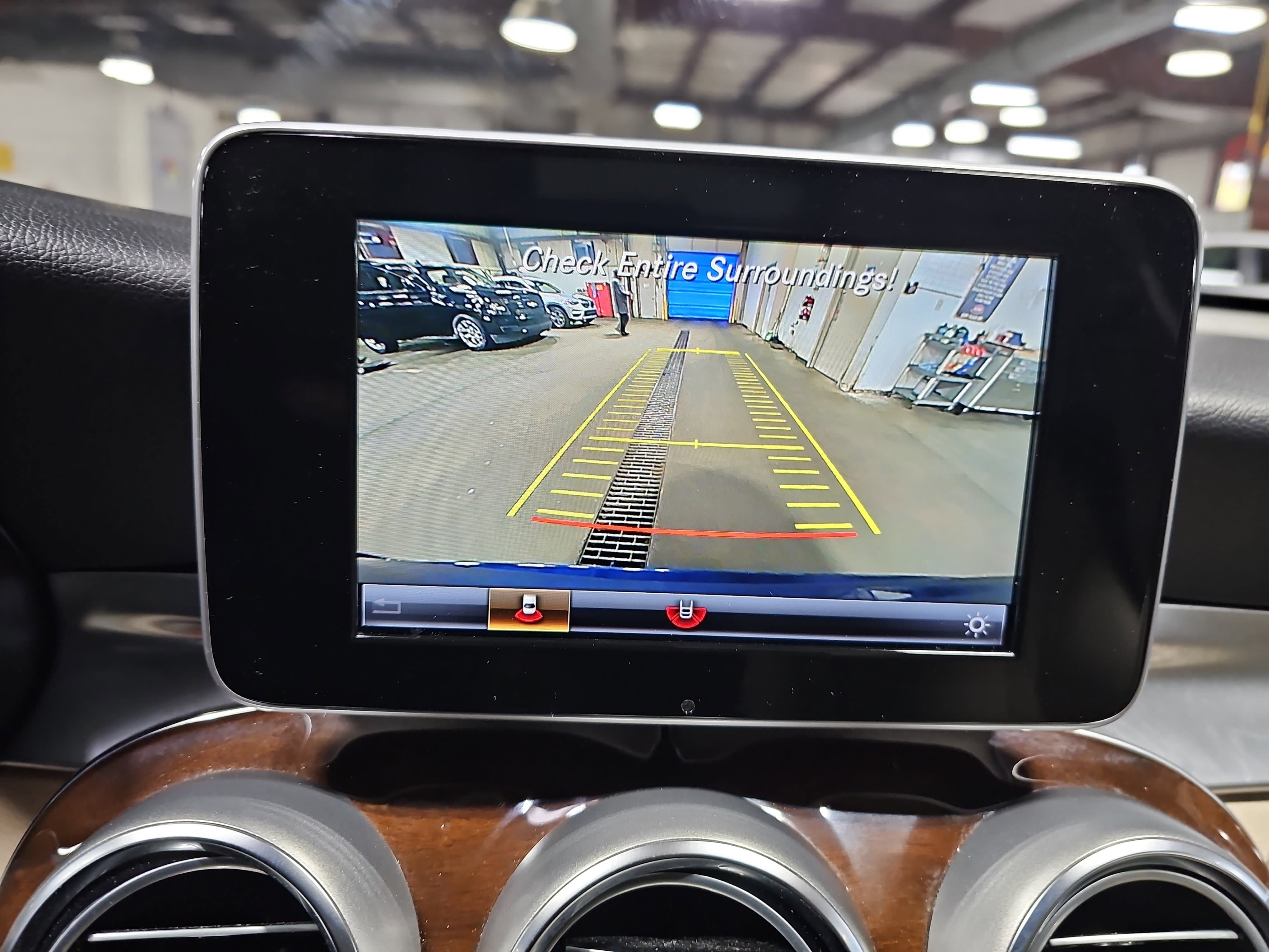 Used 2019 Mercedes-Benz GLC 300 image 24