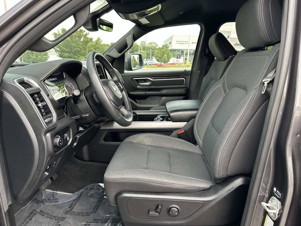 Used 2024 RAM 1500 Big Horn AWD/4WD image 24
