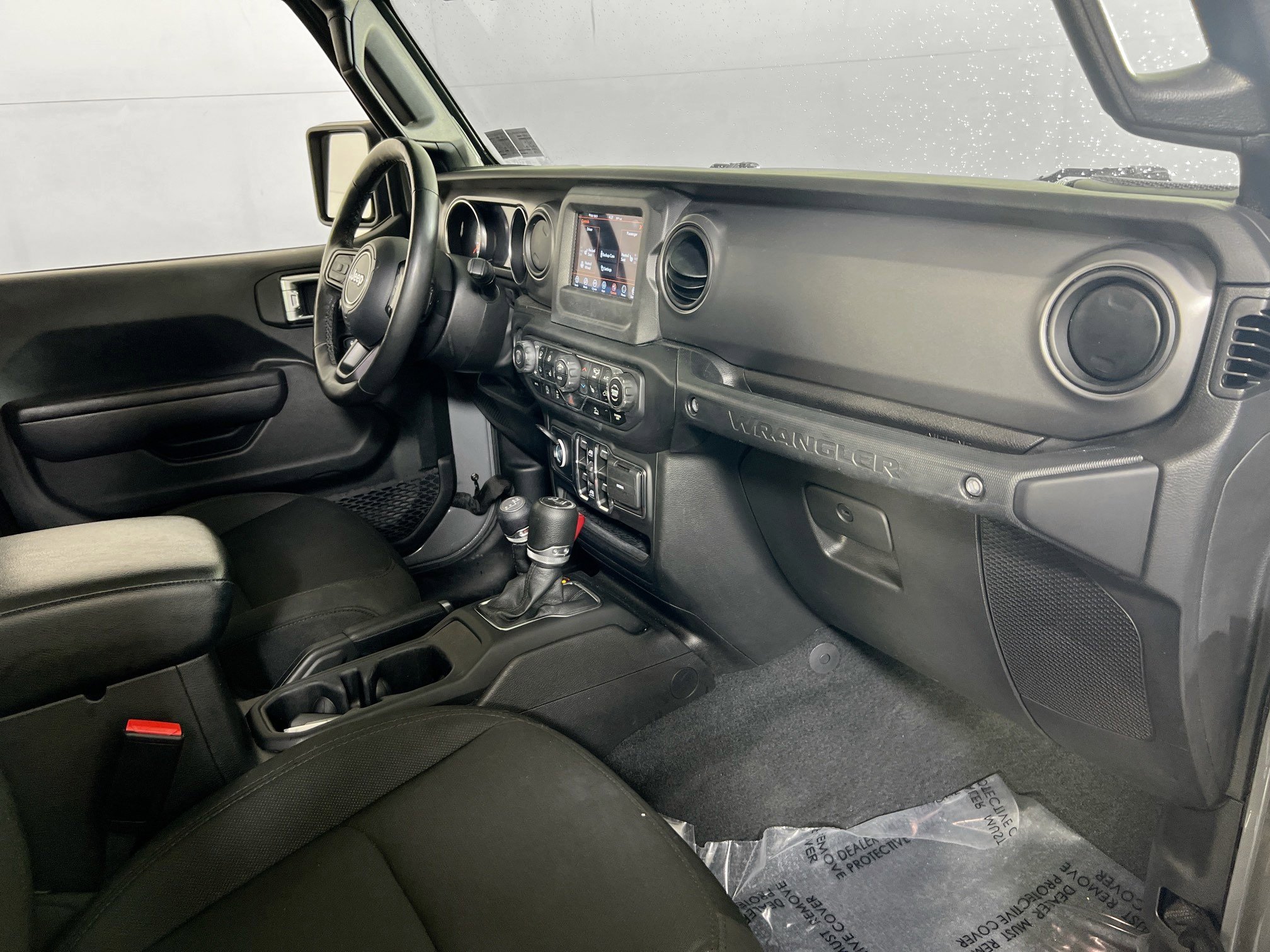 Used 2022 Jeep Wrangler Unlimited Sport image 25