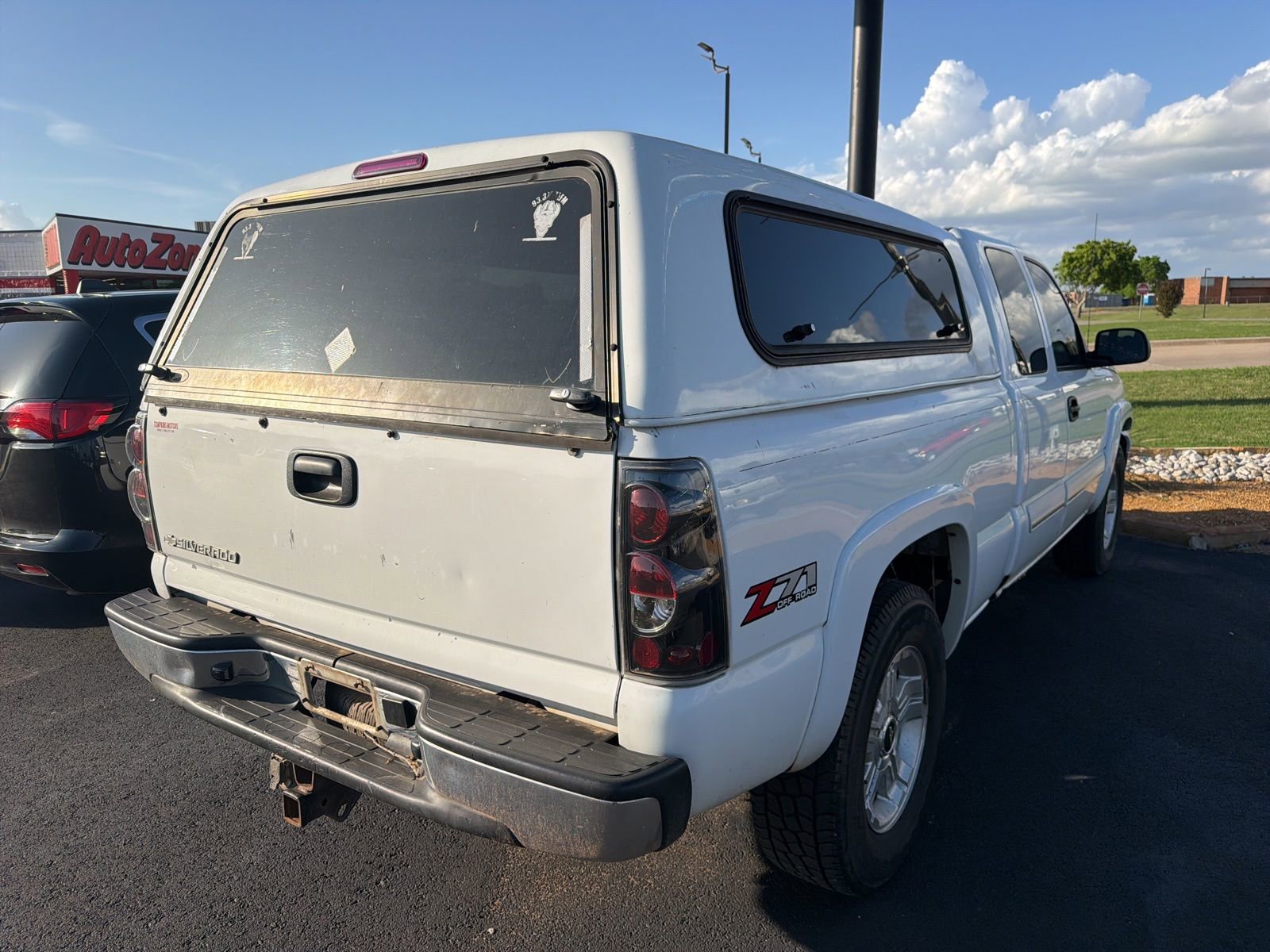 Used 2006 Chevrolet Silverado 1500 LT w/ Onstar Plus Package AWD/4WD image 4
