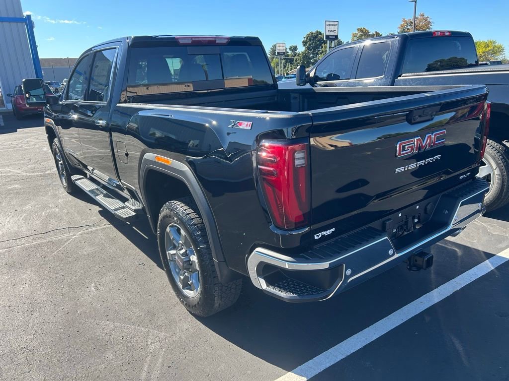 New 2026 GMC Sierra 2500 SLT w/ SLT Premium Package image 7