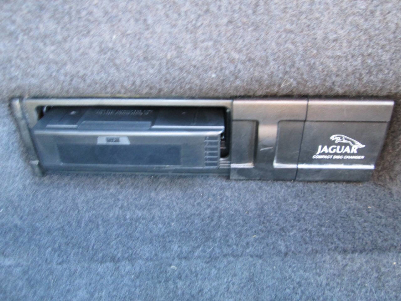 Used 1998 Jaguar XK8 XK8 2dr Convertible image 61