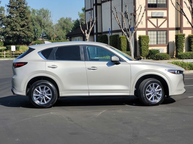 Used 2024 MAZDA CX-5 AWD 2.5 S w/ Select Package image 4