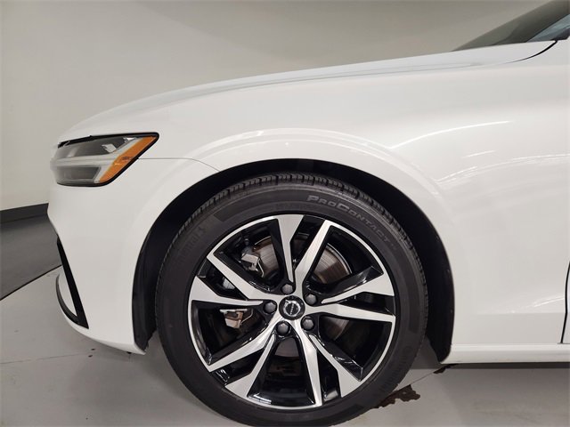 Used 2024 Volvo S60 B5 Core image 11