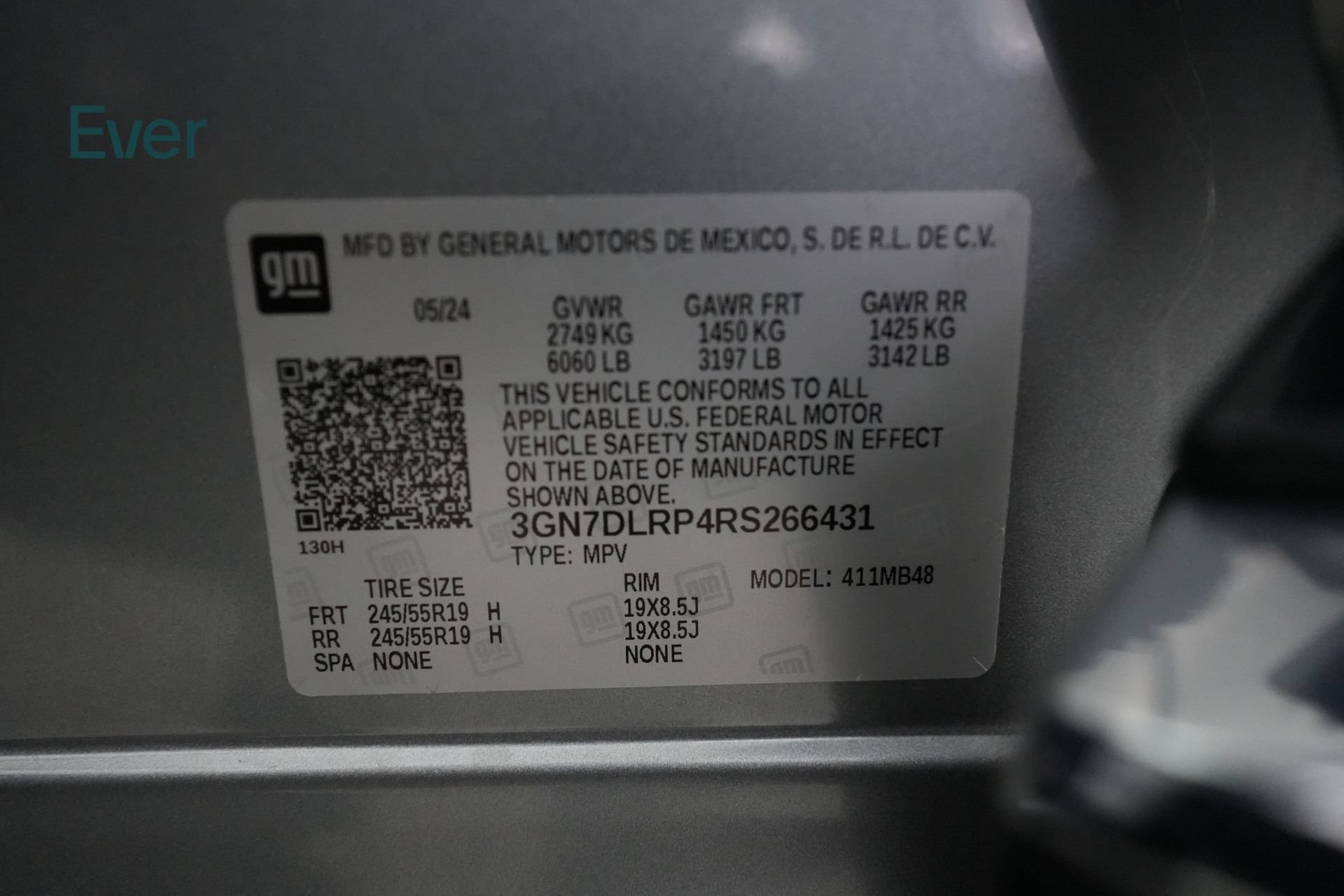 Used 2024 Chevrolet Equinox EV LT FWD image 27
