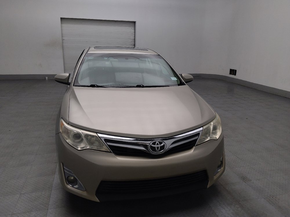 Used 2014 Toyota Camry XLE w/ Leather Package image 14