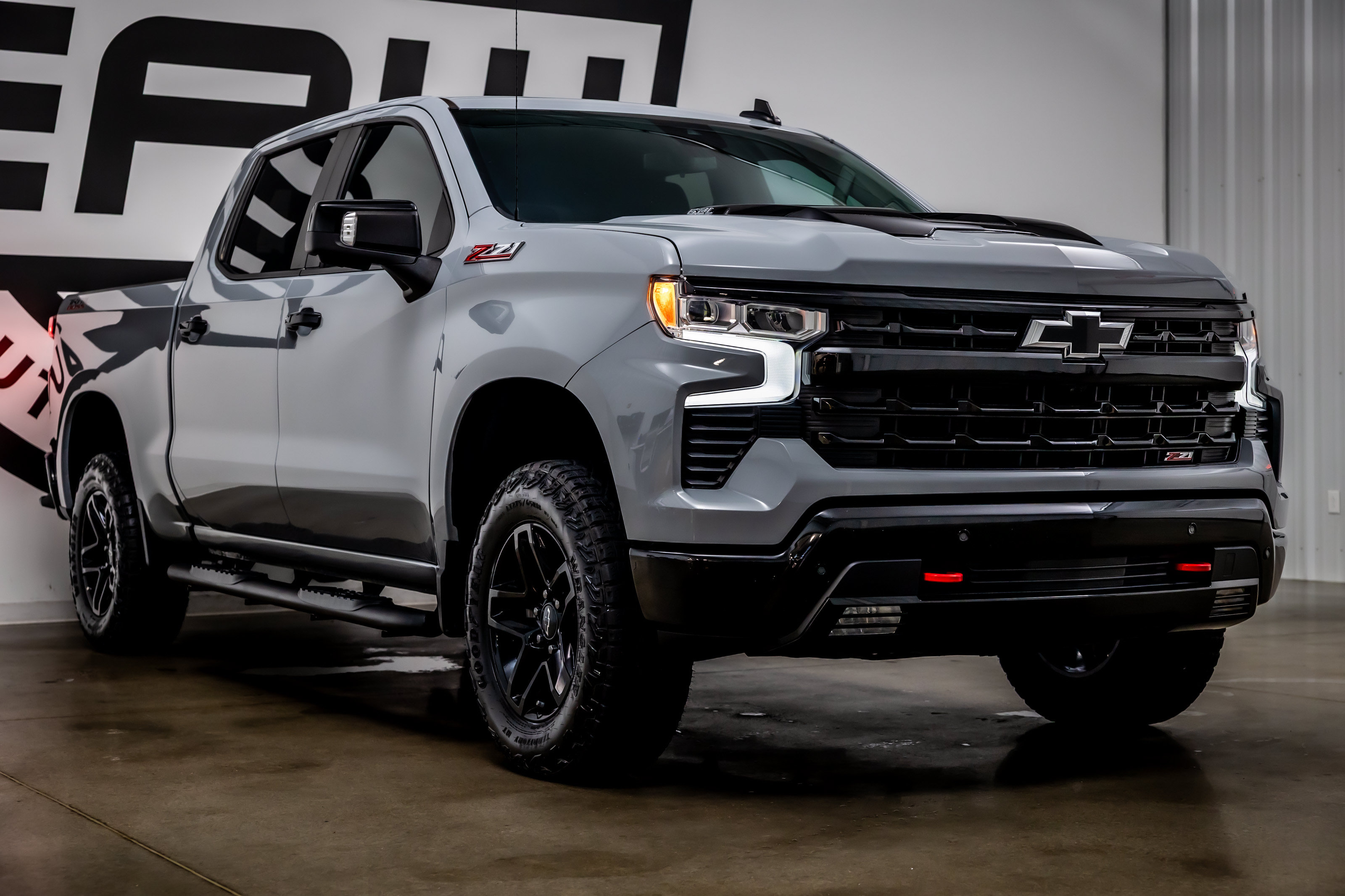 Used 2024 Chevrolet Silverado 1500 LT Trail Boss w/ LT Trail Boss Premium Package AWD/4WD image 33