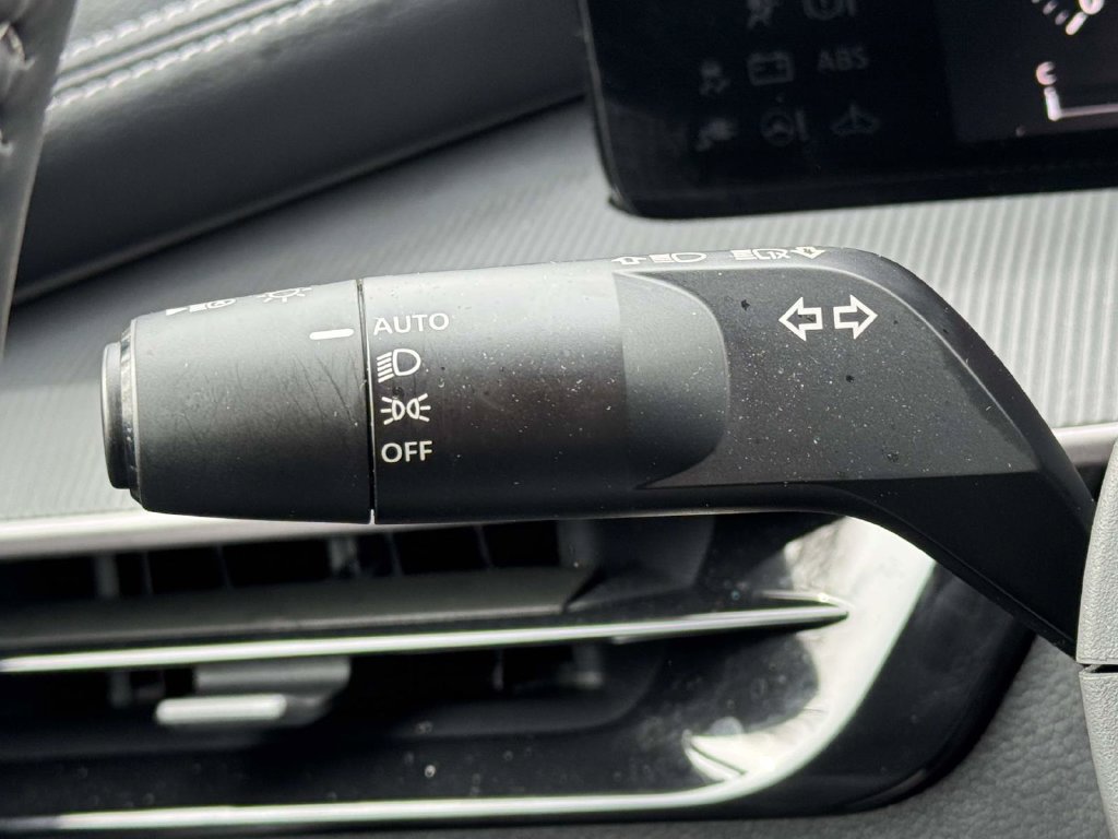 Certified 2025 Nissan Murano SV AWD/4WD image 23