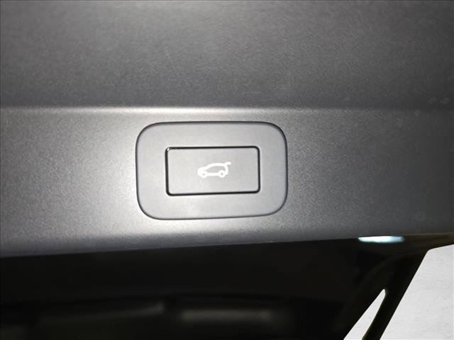 Used 2024 Land Rover Range Rover Sport Dynamic SE AWD/4WD image 14