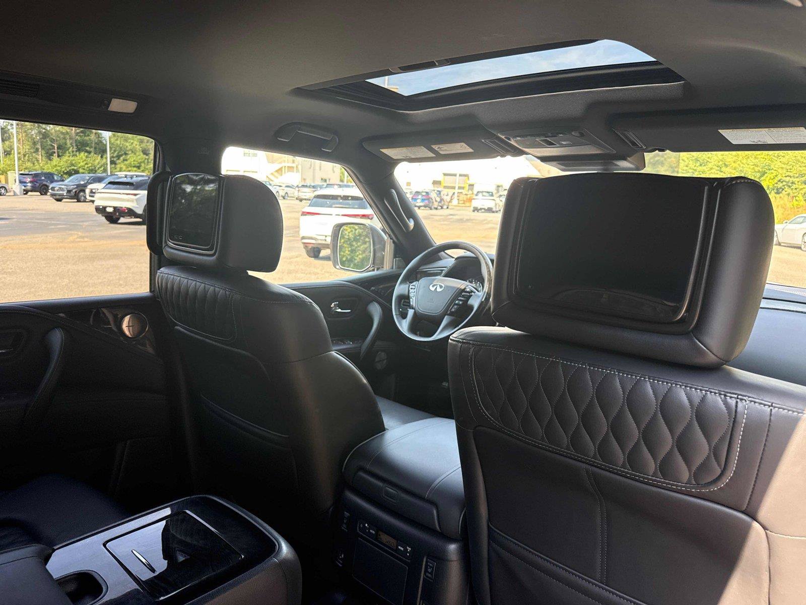 Used 2022 INFINITI QX80 Sensory w/ All-Season Package AWD/4WD image 33