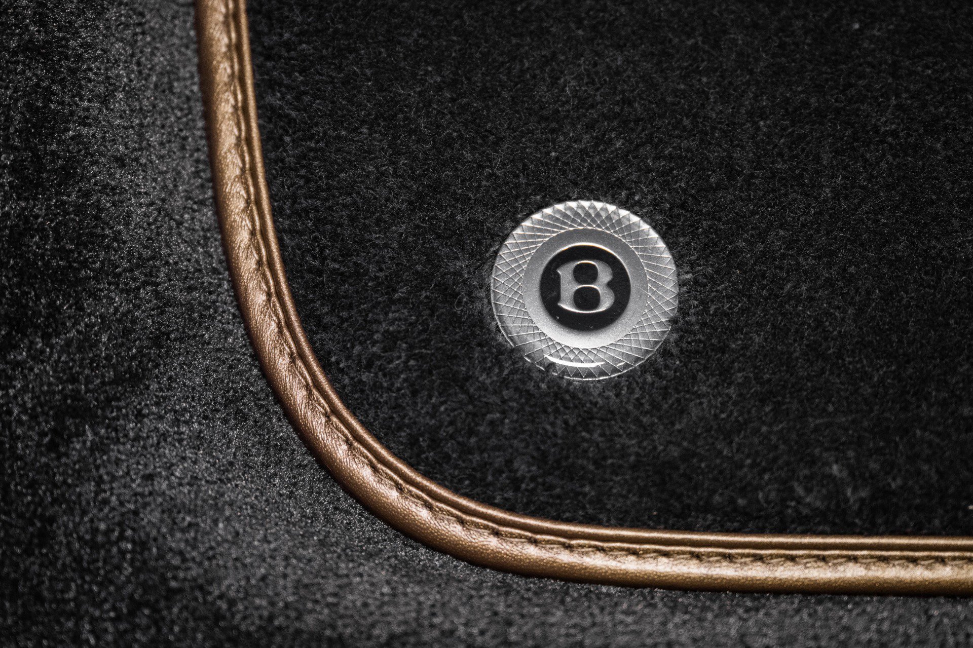 New 2026 Bentley Flying Spur Plug-In Hybrid image 67