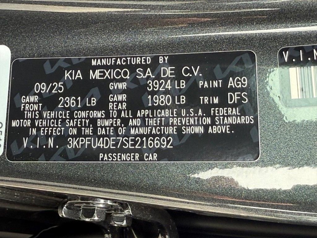 Used 2025 Kia K4 EX image 20