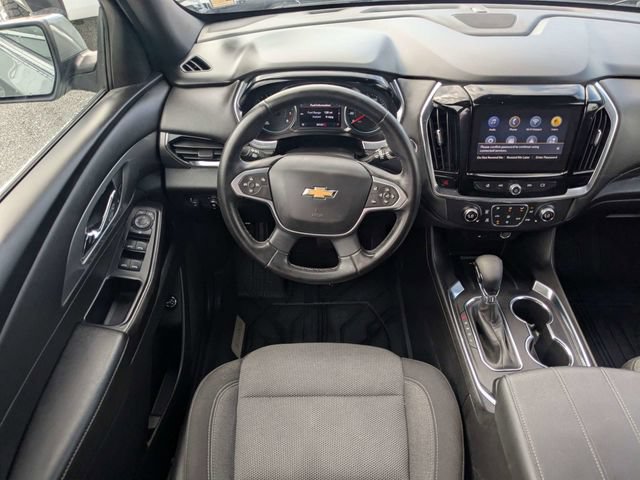 Used 2023 Chevrolet Traverse LT FWD image 16