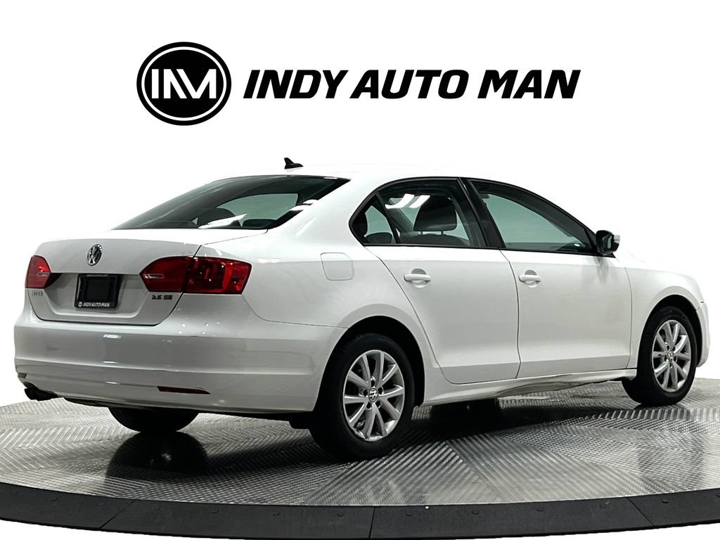 Used 2012 Volkswagen Jetta SE FWD image 4