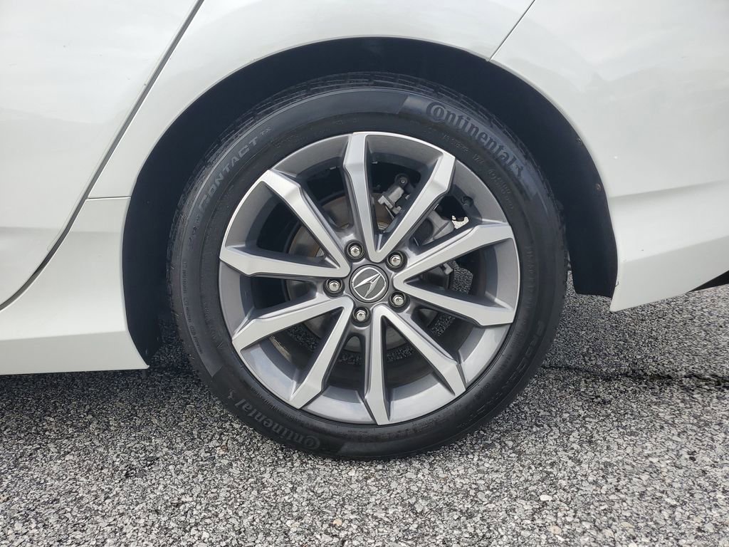 Certified 2025 Acura Integra Base image 8