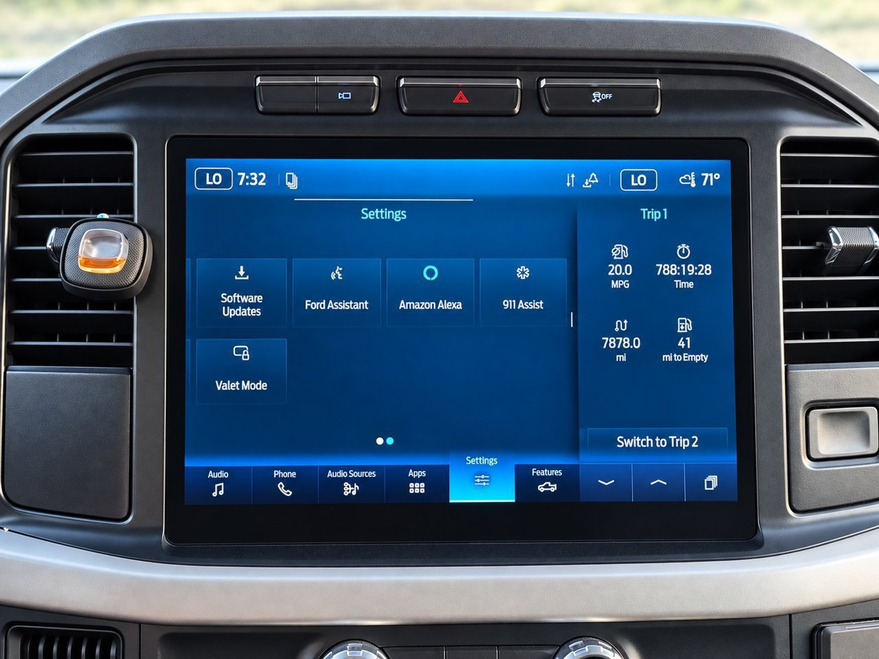 Used 2022 Ford F150 XLT w/ Equipment Group 302A High AWD/4WD image 19
