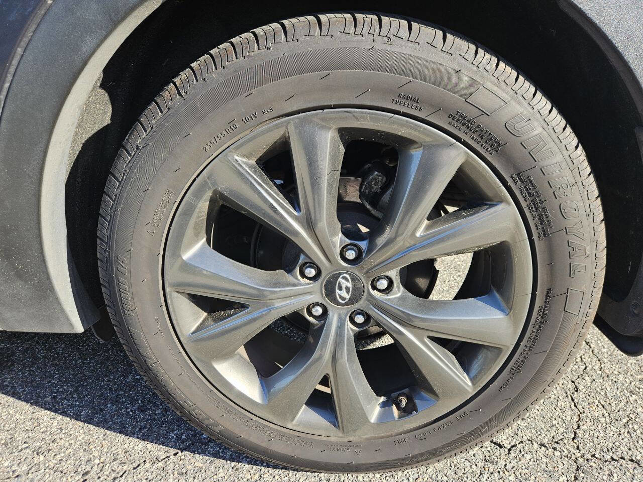Used 2018 Hyundai Santa Fe Sport FWD image 26